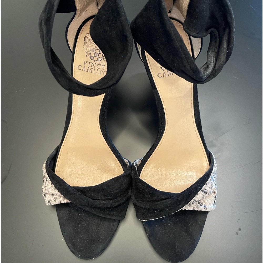 Vince Camaro heels size 9